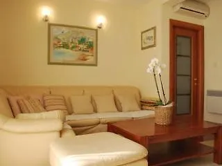 Gusar Hotel